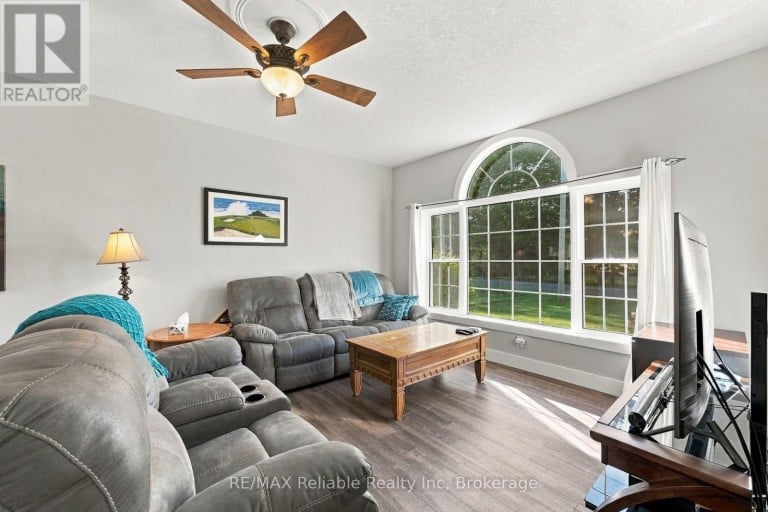 201 COWPER STREET, Central Huron (Clinton), Ontario, N0M1L0