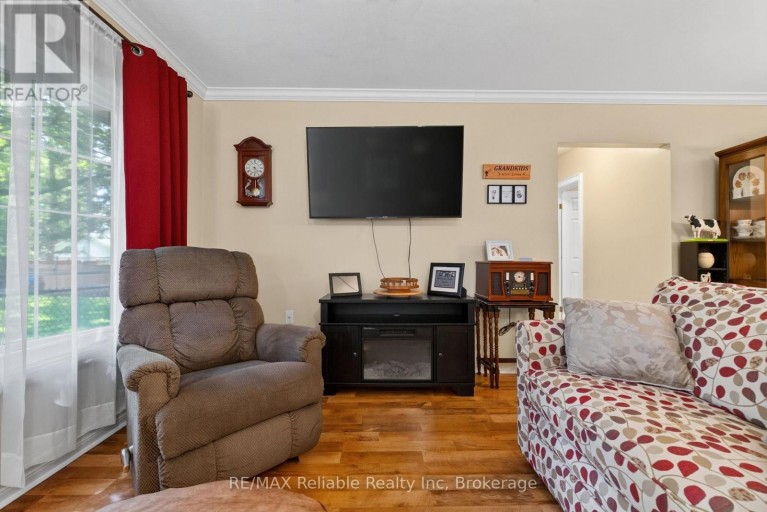 154&156 PRINCESS STREET E, Central Huron (Clinton), Ontario, N0M1L0