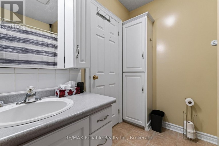 154&156 PRINCESS STREET E, Central Huron (Clinton), Ontario, N0M1L0