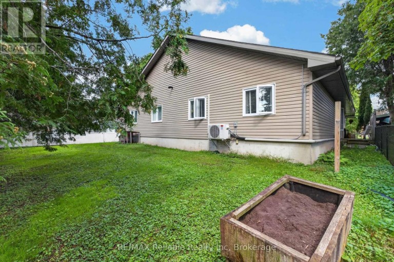 154&156 PRINCESS STREET E, Central Huron (Clinton), Ontario, N0M1L0