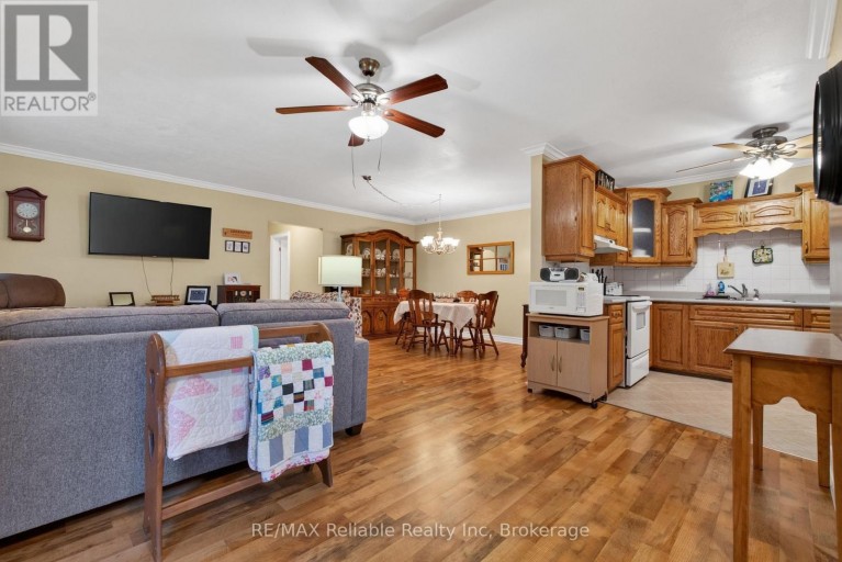 154&156 PRINCESS STREET E, Central Huron (Clinton), Ontario, N0M1L0