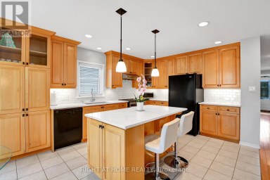 31 FORILLON CRESCENT Ottawa Ontario photo 16