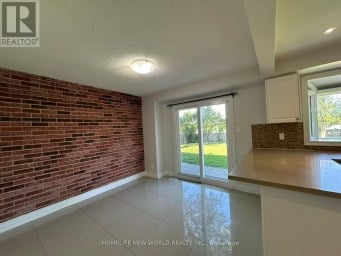10 EPPING COURT Markham (Milliken Mills West) Ontario photo 16