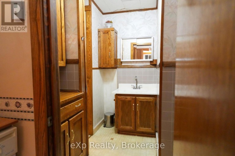 778 8TH AVENUE E, Owen Sound, Ontario, N4K3A6