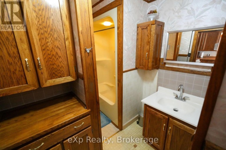 778 8TH AVENUE E, Owen Sound, Ontario, N4K3A6