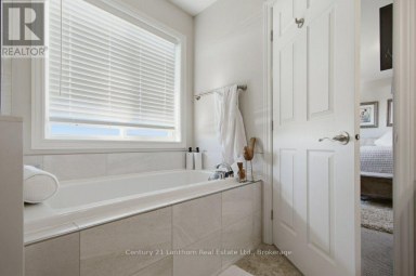 7 COTTONWOOD DRIVE Belleville (Thurlow Ward) Ontario photo 20