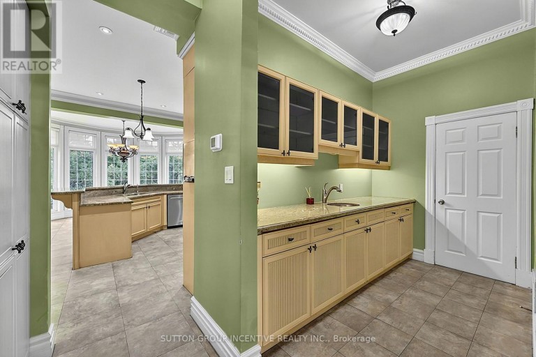 25 BOVAIR TRAIL, Aurora (Bayview Southeast), Ontario, L4G7C8