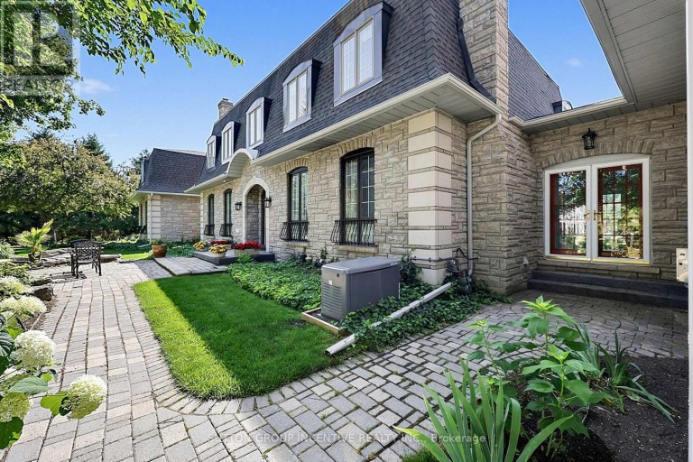25 BOVAIR TRAIL, Aurora (Bayview Southeast), Ontario, L4G7C8