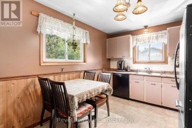 50 ST DAVID STREET Kawartha Lakes (Lindsay) Ontario photo 10