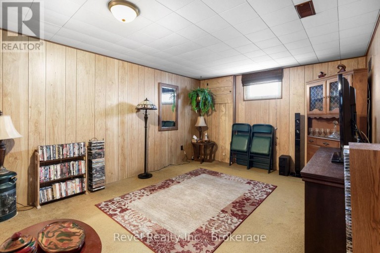 50 ST DAVID STREET, Kawartha Lakes (Lindsay), Ontario, K9V1N3