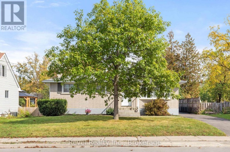 50 ST DAVID STREET, Kawartha Lakes (Lindsay), Ontario, K9V1N3