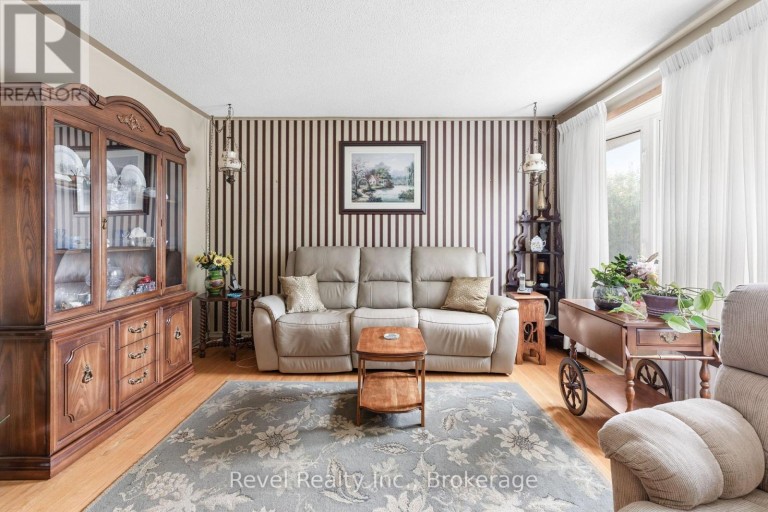 50 ST DAVID STREET, Kawartha Lakes (Lindsay), Ontario, K9V1N3