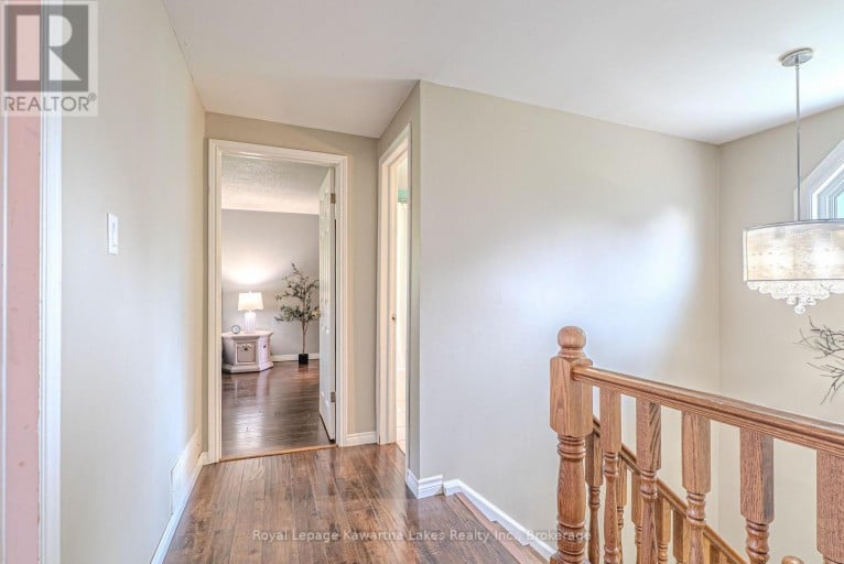 60 SANDERLING CRESCENT, Kawartha Lakes (Lindsay), Ontario, K9V4N2
