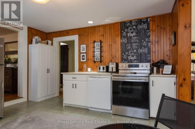 243 RIDOUT STREET Port Hope Ontario photo 11