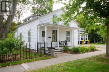 243 RIDOUT STREET Port Hope Ontario photo 2
