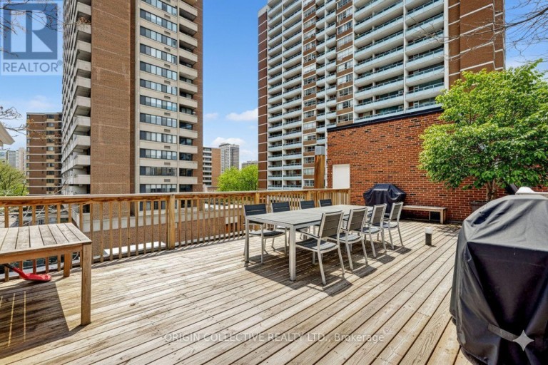 1 - 17 ISABELLA STREET, Toronto (Church-Yonge Corridor), Ontario, M4Y1M7
