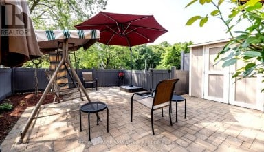44 - 51 BROADFIELD DRIVE Toronto (Markland Wood) Ontario photo 10
