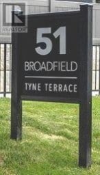 44 - 51 BROADFIELD DRIVE Toronto (Markland Wood) Ontario photo 3