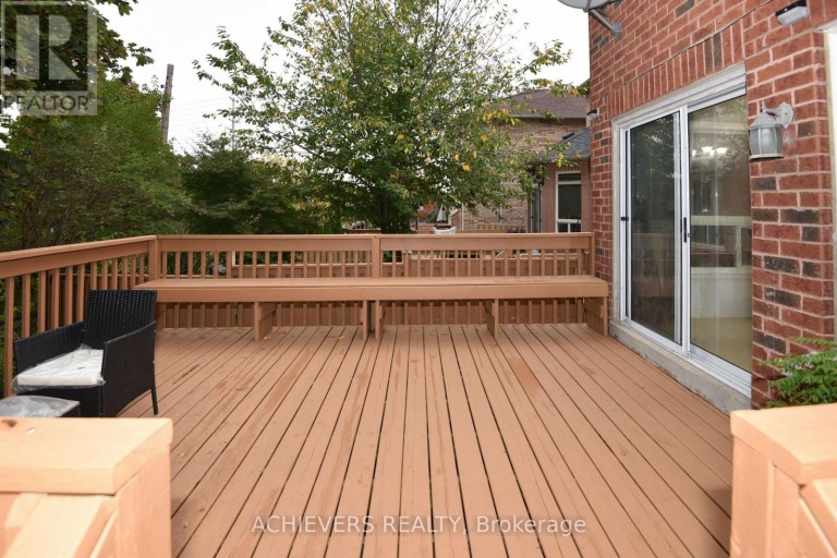 521 NAVIGATOR DRIVE, Mississauga (Meadowvale Village), Ontario, L5W1P5