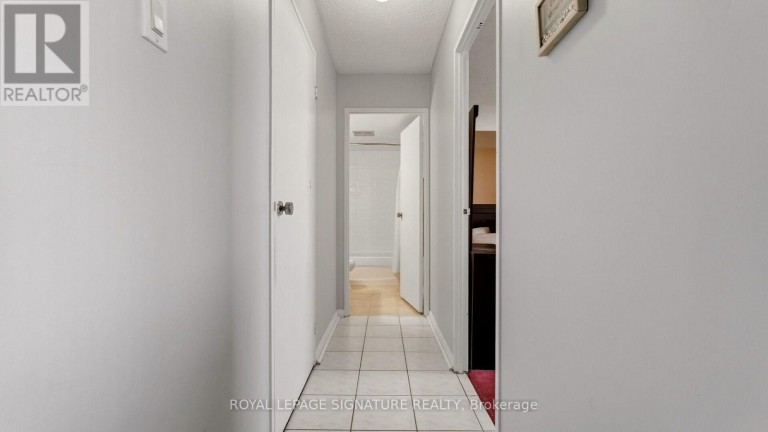 1805 - 4 KINGS CROSS ROAD, Brampton (Queen Street Corridor), Ontario, L6T3X8