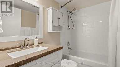 1805 - 4 KINGS CROSS ROAD Brampton (Queen Street Corridor) Ontario photo 29