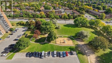 1805 - 4 KINGS CROSS ROAD Brampton (Queen Street Corridor) Ontario photo 35