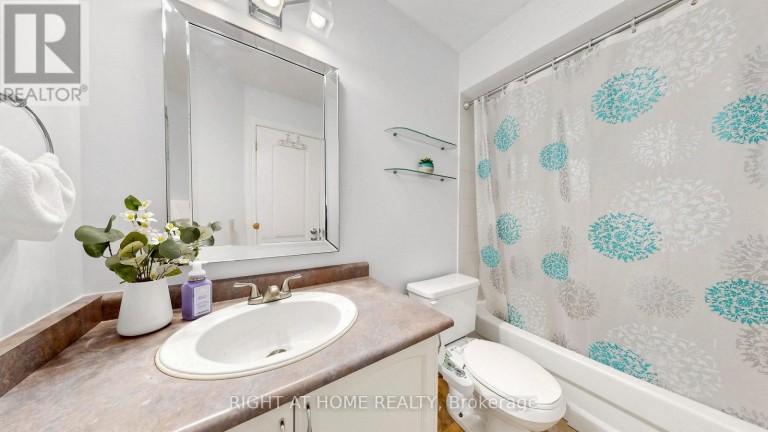 87 PRIMEAU DRIVE, Aurora (Aurora Grove), Ontario, L4G6Z6