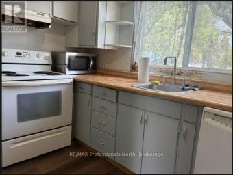 14 CHANDOS STREET Minden Hills (Minden) Ontario photo 13