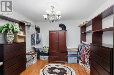 18 STORMONT AVENUE Kingston (West of Sir John A. Blvd) Ontario photo 21