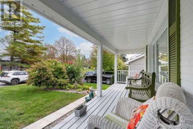 18 STORMONT AVENUE Kingston (West of Sir John A. Blvd) Ontario photo 3