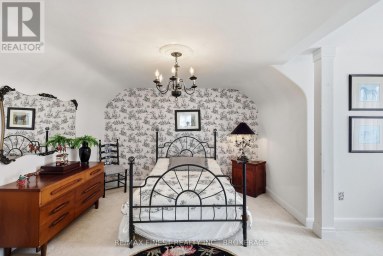 18 STORMONT AVENUE Kingston (West of Sir John A. Blvd) Ontario photo 31