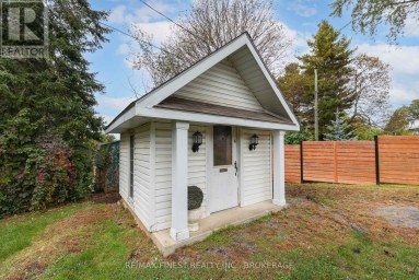 18 STORMONT AVENUE Kingston (West of Sir John A. Blvd) Ontario photo 48