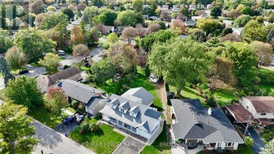 18 STORMONT AVENUE Kingston (West of Sir John A. Blvd) Ontario photo 50