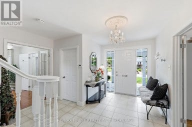 18 STORMONT AVENUE Kingston (West of Sir John A. Blvd) Ontario photo 6