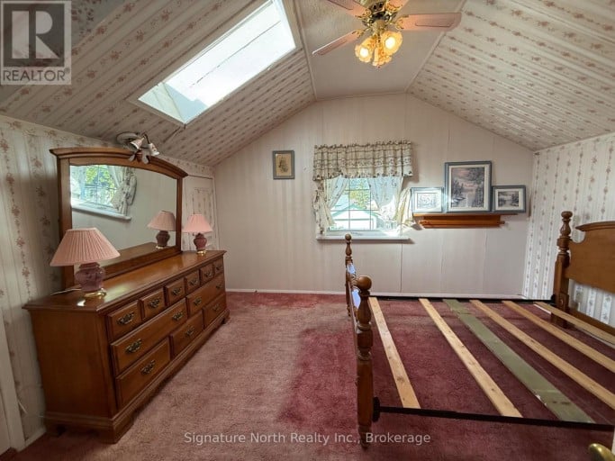 79 PENFOLD STREET, Thunder Bay (Shuniah), Ontario, P7A3J8