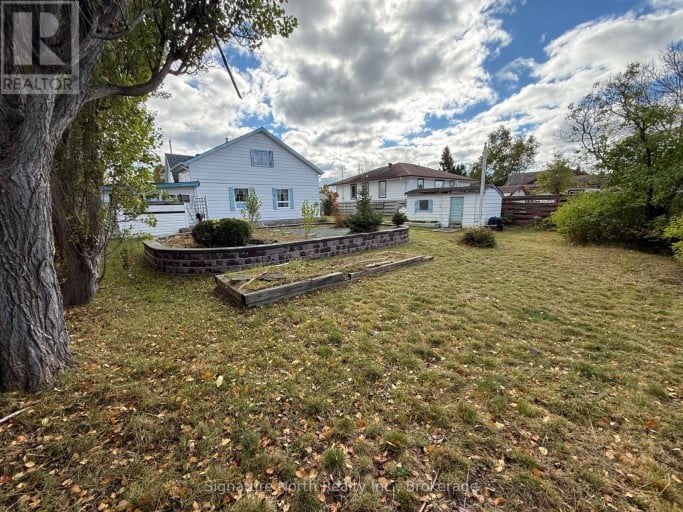 79 PENFOLD STREET, Thunder Bay (Shuniah), Ontario, P7A3J8