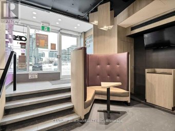 15 - 895 LAWRENCE AVENUE E Toronto (Banbury-Don Mills) Ontario photo 4