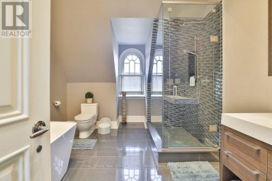 20 CLUNY DRIVE Toronto (Rosedale-Moore Park) Ontario photo 31