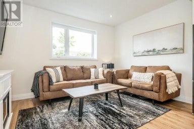 32 DUGGAN LANE Guelph (Clairfields/Hanlon Business Park) Ontario photo 20