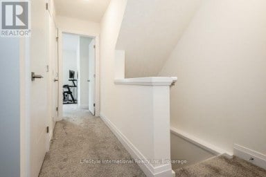 32 DUGGAN LANE Guelph (Clairfields/Hanlon Business Park) Ontario photo 25