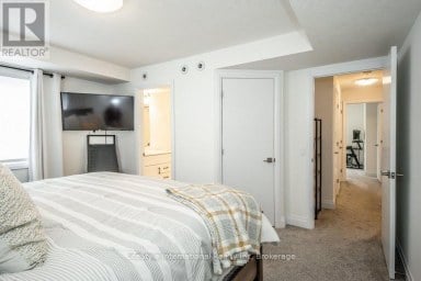 32 DUGGAN LANE Guelph (Clairfields/Hanlon Business Park) Ontario photo 28