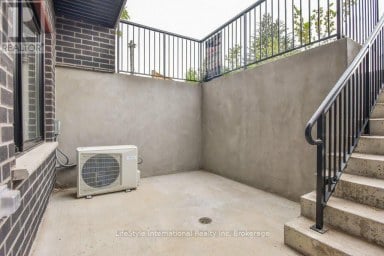 32 DUGGAN LANE Guelph (Clairfields/Hanlon Business Park) Ontario photo 4