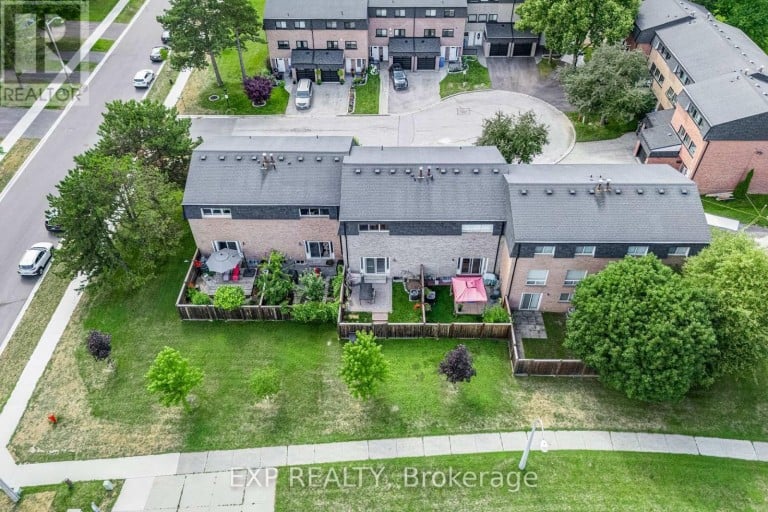 6 POPLAR CRESCENT, Aurora (Aurora Highlands), Ontario, L4G3M4