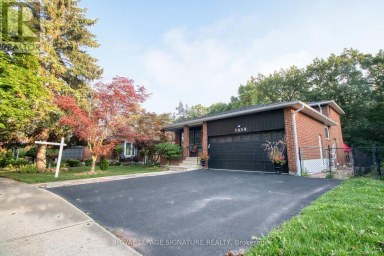 1414 HARMSWORTH SQUARE Oakville (FA Falgarwood) Ontario photo 2