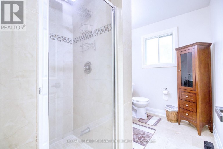 1414 HARMSWORTH SQUARE, Oakville (FA Falgarwood), Ontario, L6H3E7