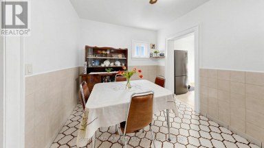 39 EXETER STREET Toronto (Weston-Pellam Park) Ontario photo 13