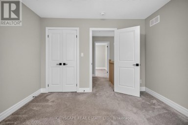 68 DAVIDSON DRIVE W Stratford Ontario photo 28
