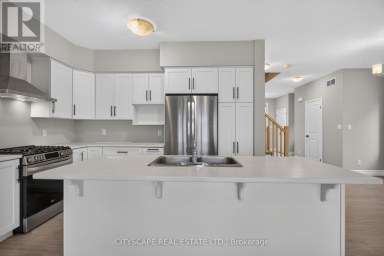 68 DAVIDSON DRIVE W Stratford Ontario photo 8