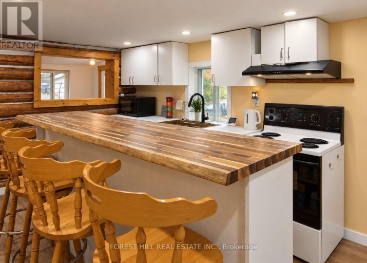 240 BRITANNIA ROAD, Huntsville (Brunel), Ontario, P1H2J3