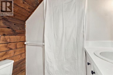162 CHURCH Street Kitchener Ontario photo 40